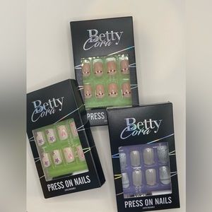🌸SET OF THREE🌸 Betty Cora Press On Nails